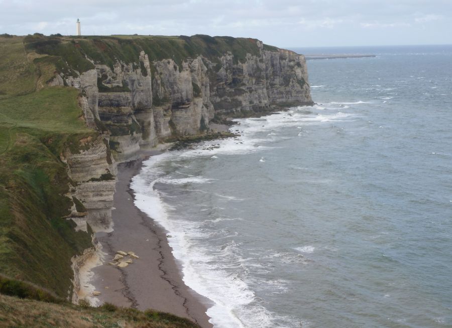 Photo de falaise de la Côte d'Albâtre, la Valleuse d'Antifer, au pied des falaises d'Etretat en Seine-Maritime