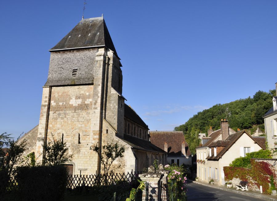 Photo de l'église de Lavardin dans le Loir-et-Cher, Chatmouettes - Wikimedia Commons - CC BY-SA 3-0
